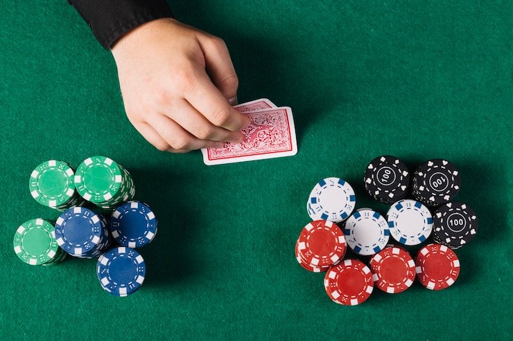 Bagan tingkat loyalitas minicraft menampilkan manfaat progresif dari Member hingga Diamond